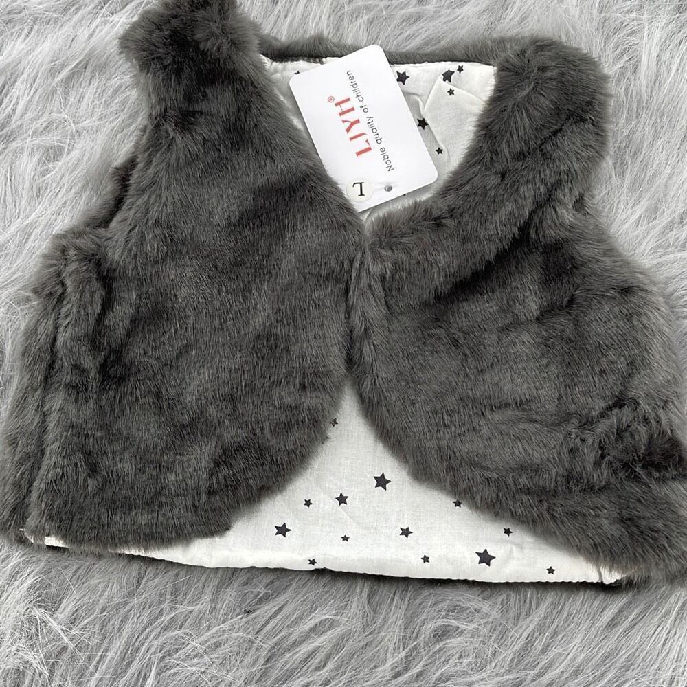 Toddler Girls LJYH reversible fur to stars vest size L